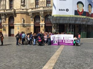La red de entidades de intervención con mujeres ‘Emakumeok Bidean’ denunciará el último jueves de cada mes en distintos puntos de Bilbao