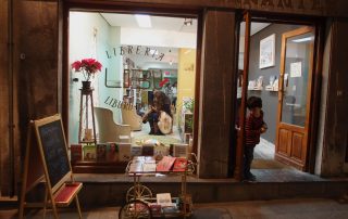 Librería social, libros segunda mano Bilbao, donar libros Bilbao