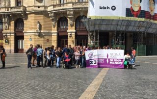 La red de entidades de intervención con mujeres ‘Emakumeok Bidean’ denunciará el último jueves de cada mes en distintos puntos de Bilbao